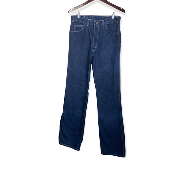 Vintage Levi’s “Movin On” 80s Straight Leg Jeans - Picture 12 of 16